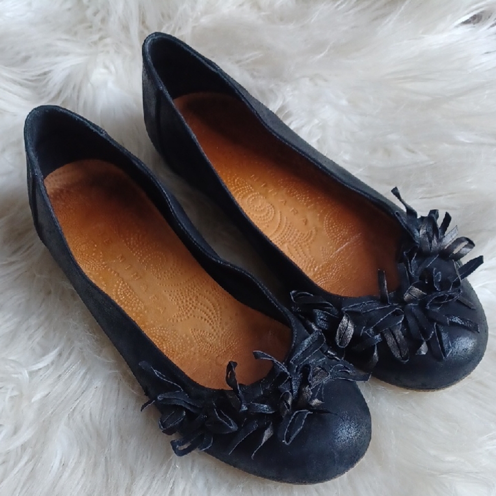 Chie Mihara Leather Flats